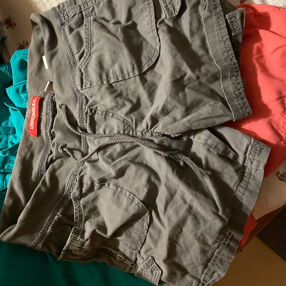 Shorts - Picture 2 of 2